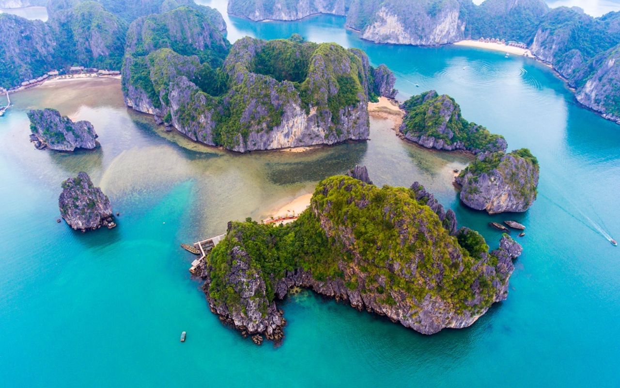 5 địa điểm du lịch nổi tiếng ở Việt Nam