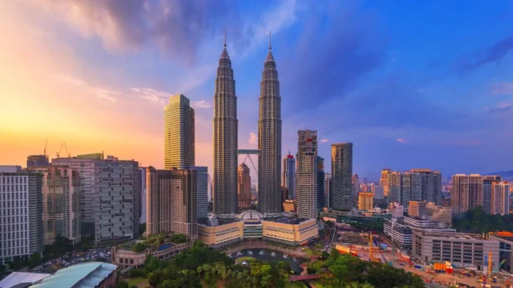 Tháp Đôi Petronas (Twin Towers) tại Singapore