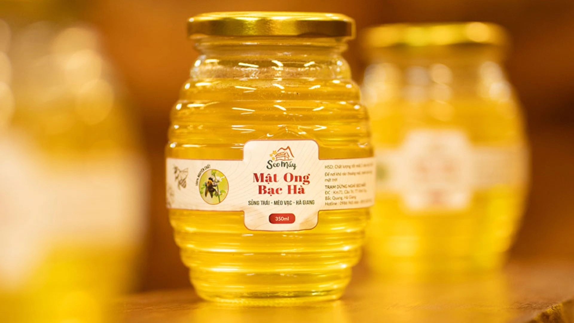 Mật ong bạc hà là đặc sản tại Phố Cáo