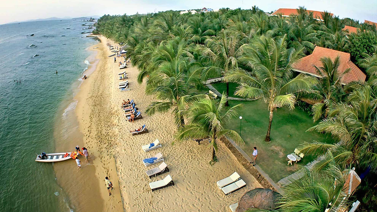 Bãi Sau là tên một bãi biển thuộc thành phố Vũng Tàu, tỉnh Bà Rịa – Vũng Tàu, Việt Nam