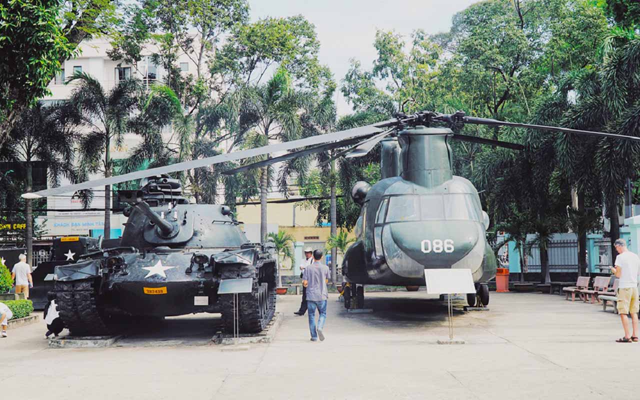 Xe tăng, trực thăng đã từng tham chiến trong quá khứ