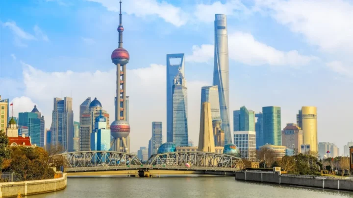 Bến Thượng Hải lung linh bên sông Hoàng Phố với kiến trúc Âu - Á giao thoa