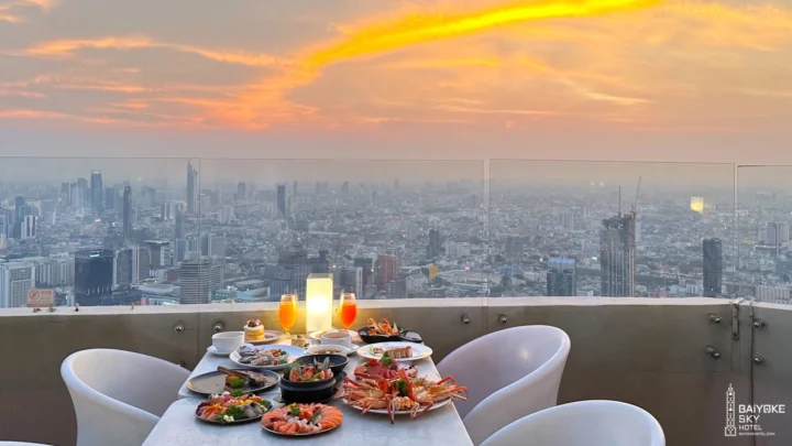 Buffet Baiyoke Sky Bangkok