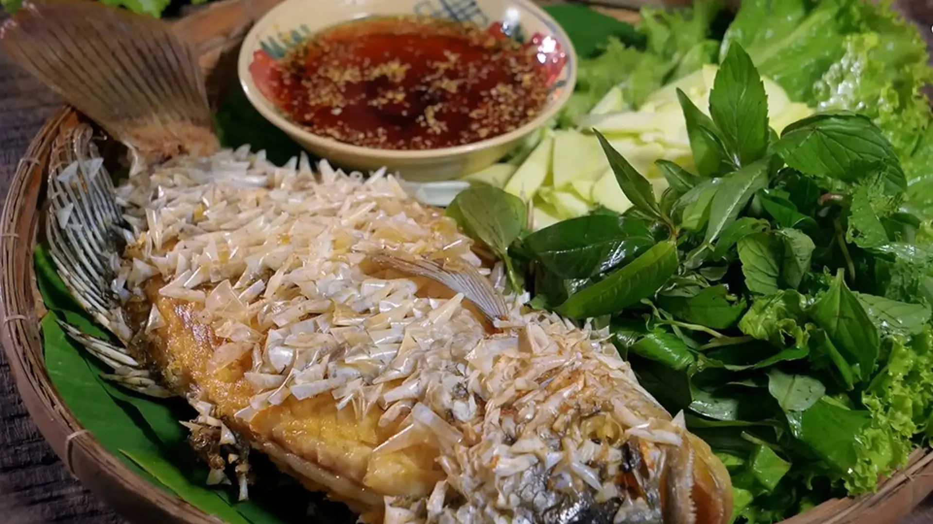 món cá tai tượng chiên xù chuẩn miền tây