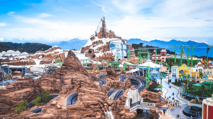 Không gian giải trí và tham quan sôi động tại cao nguyên Genting