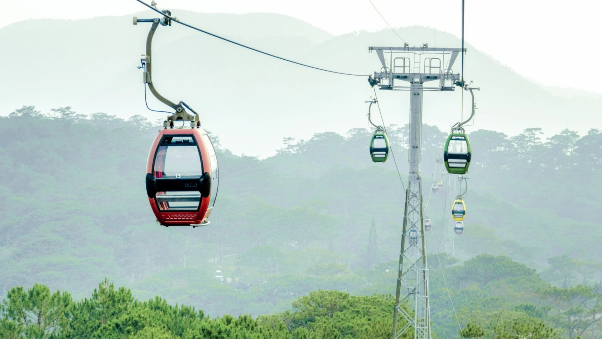 Cáp treo Đồi Robin ngắm toàn cảnh Đà Lạt trong tour 3 ngày 3 đêm