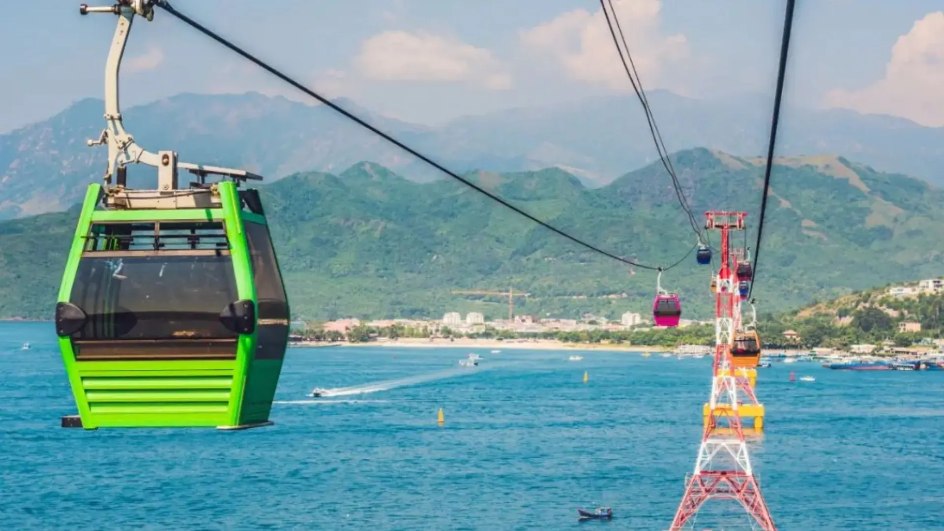 Cáp treo vượt biển tại Nha Trang