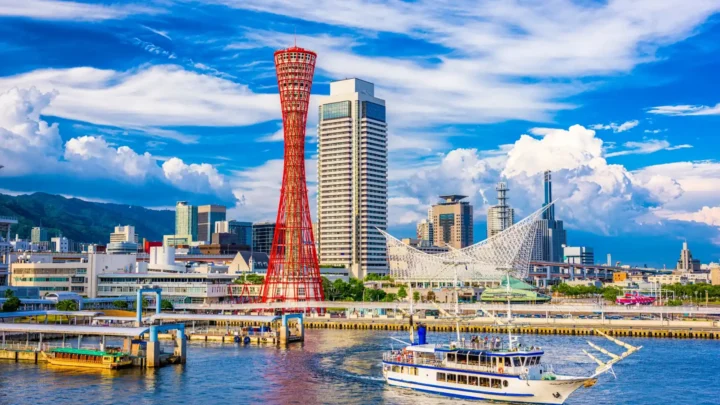 Cầu cảng Kobe điểm check in nổi tiếng trong tour Tokyo Osaka