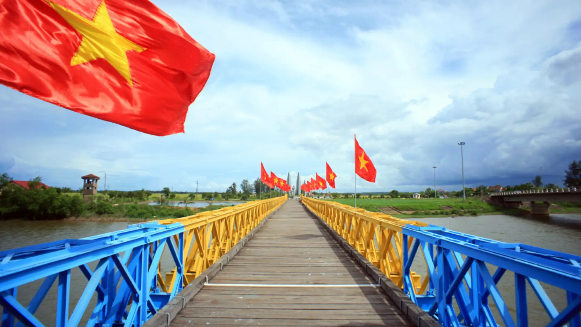 Cầu Hiền Lương Vĩ Tuyến 17