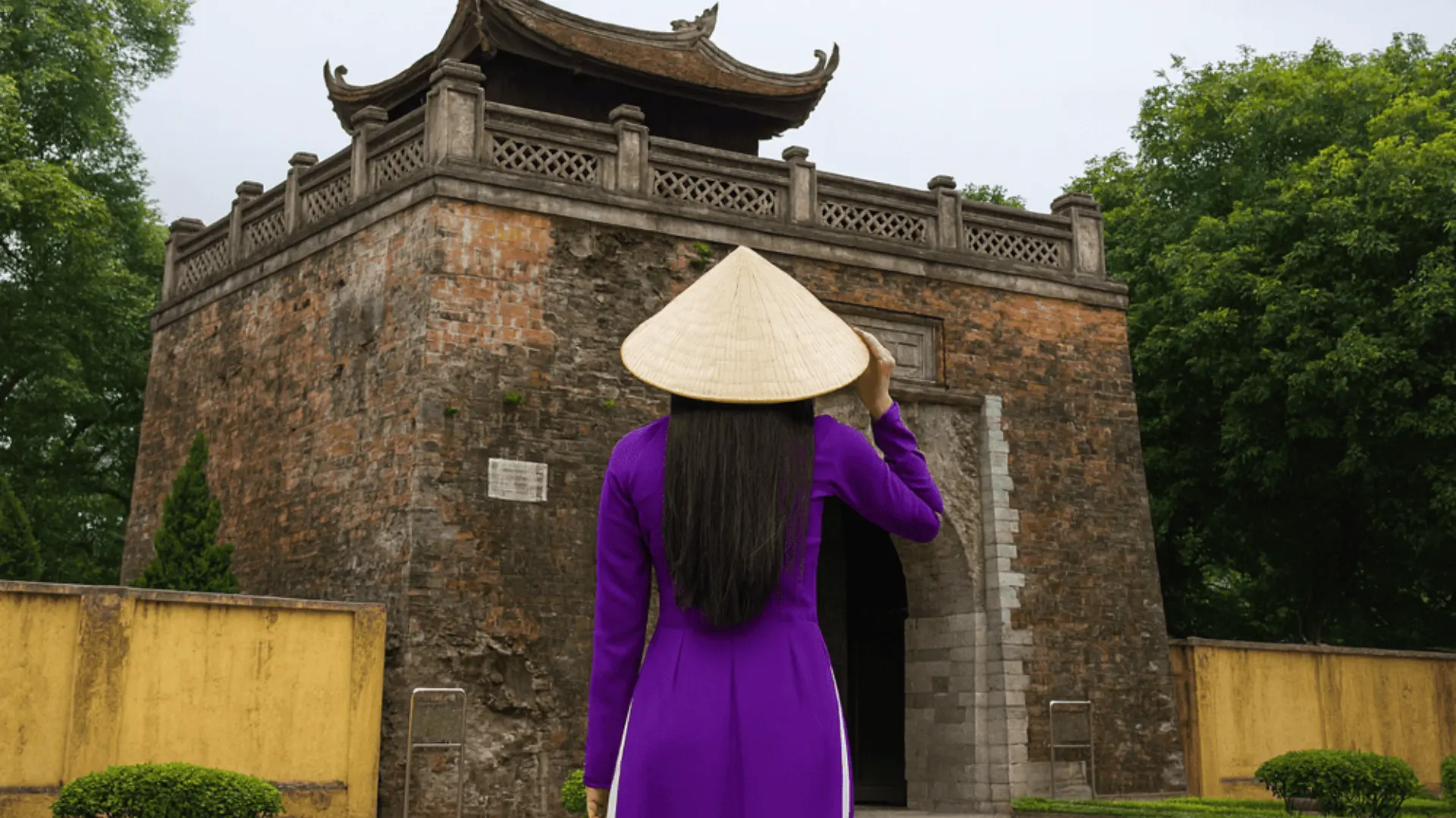 check-in Chính Bắc Môn Hoàng thành Thăng Long