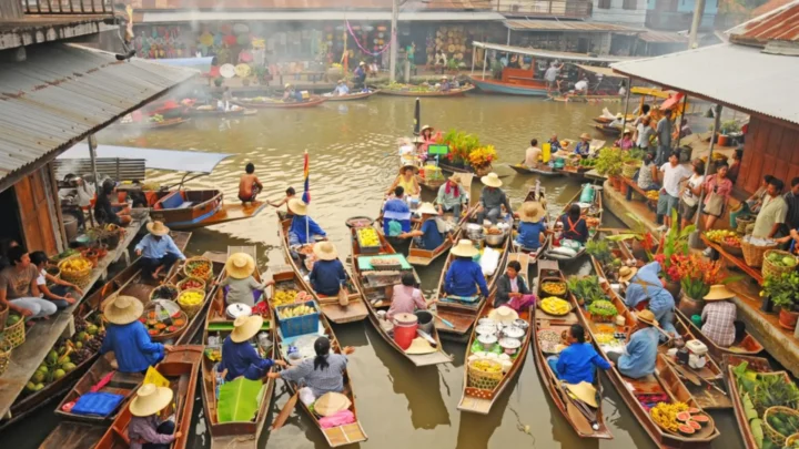 Chợ nổi 4 miền Pattaya