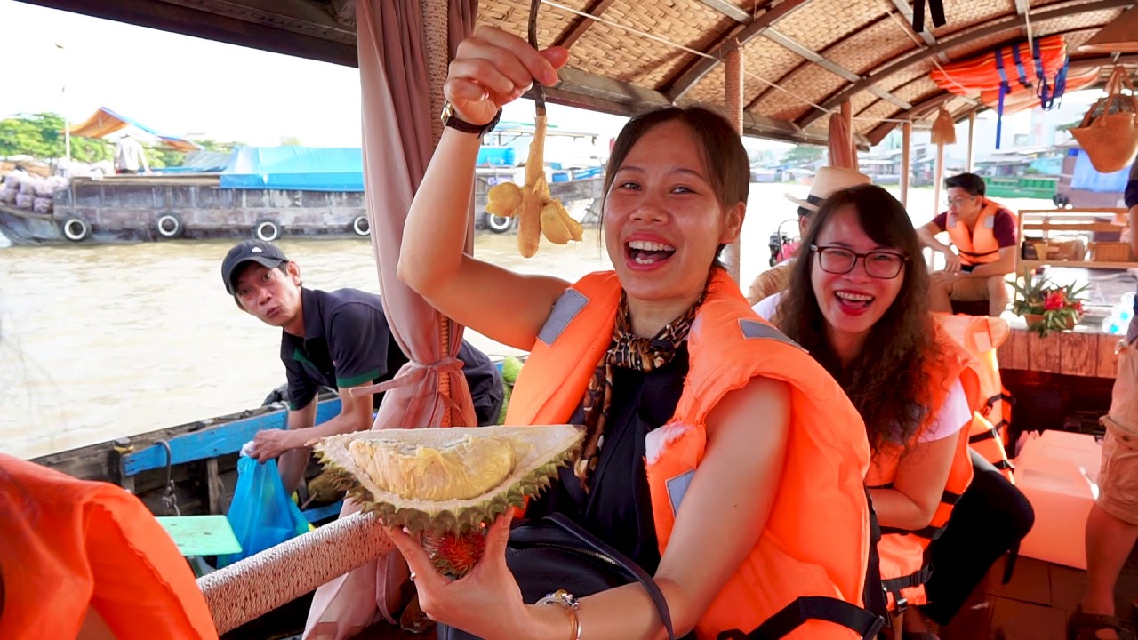 Đi tham quan chợ nổi cái Răng trong tour Chợ nổi cái răng