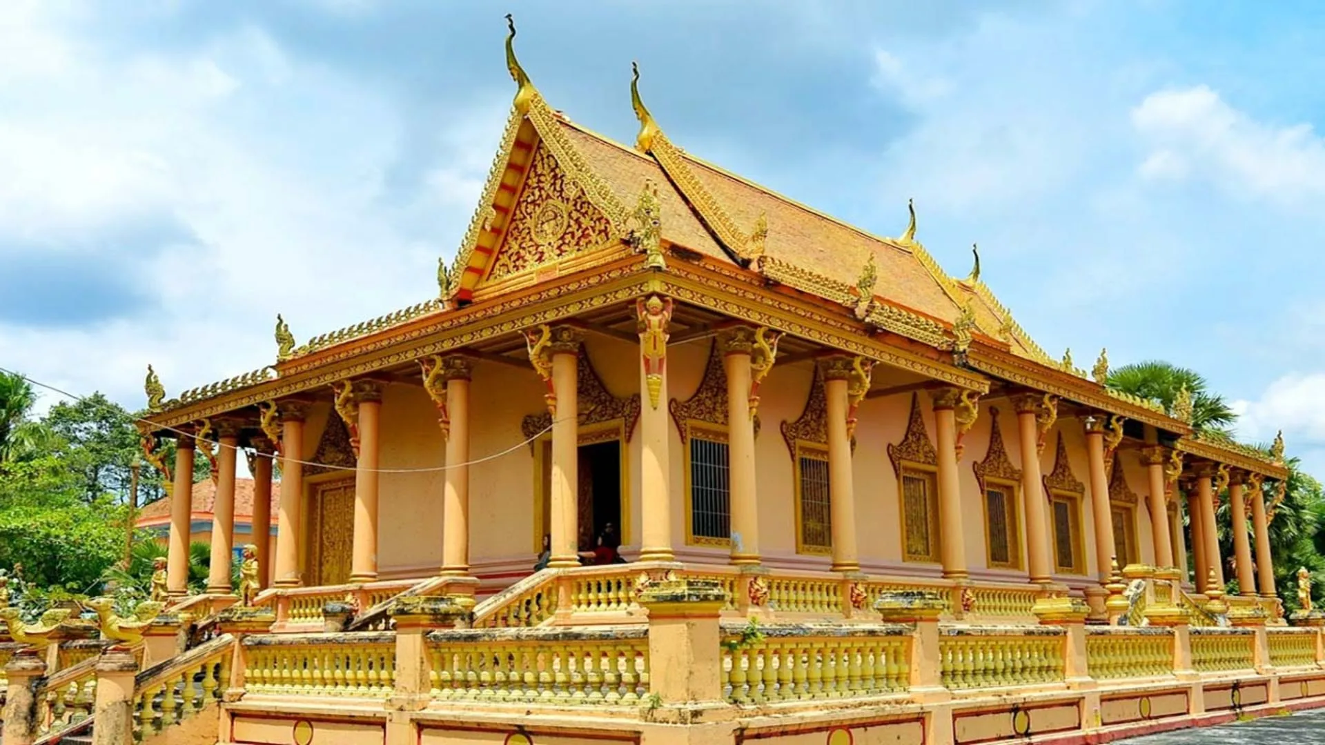 Chùa Đất Sét (Bửu Sơn Tự) – Ngôi chùa độc đáo với hàng nghìn tượng đất sét