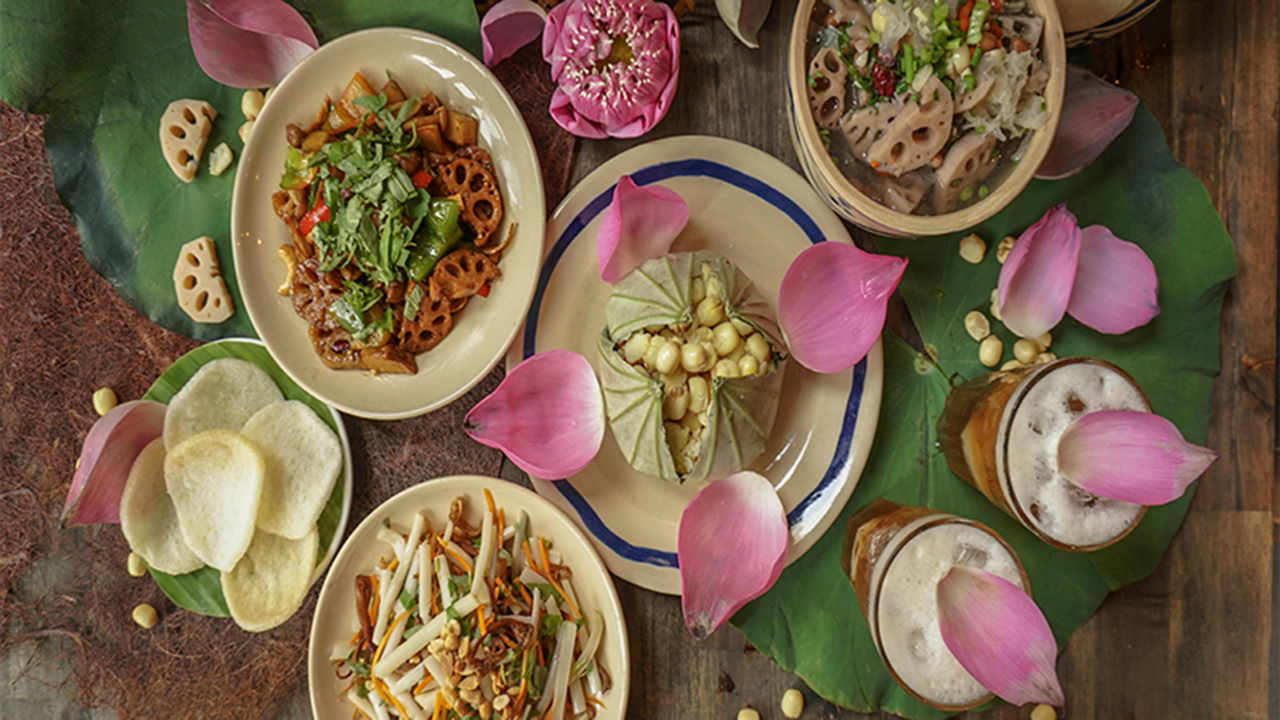 Nhiều quán ăn chay gon gần chùa Huỳnh Đạo