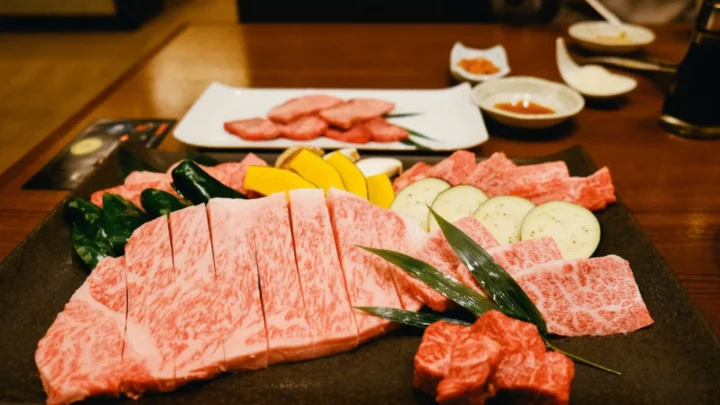 Thịt bò Hinda đặc sản Nhật Bản