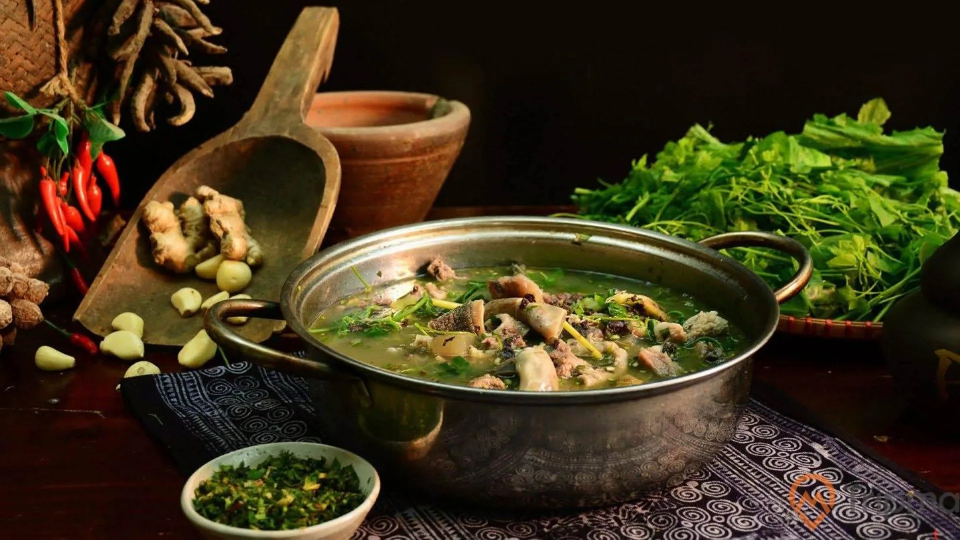 Món ăn thắng cố là đặc sản tại Đồng Văn