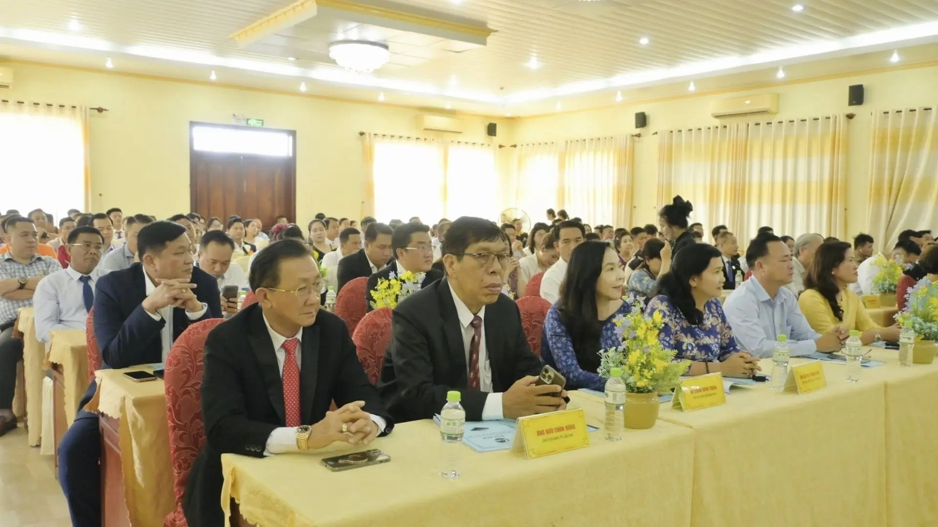 Các đại biểu tham dự nghị sự tại Hiệp hội Du lịch TP. Cần Thơ