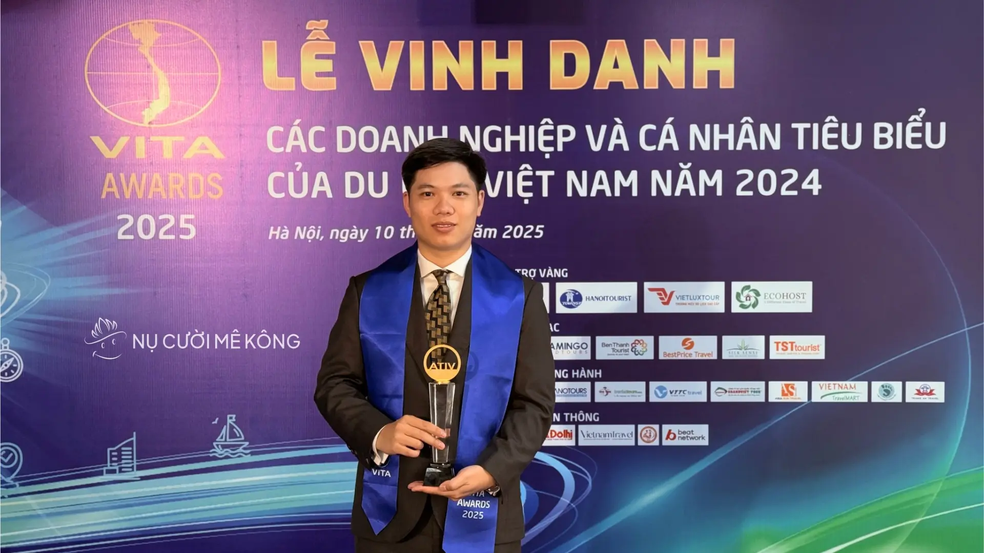 dai-dien-nu-cuoi-me-kong-nhan-giai-tai-vita-awards