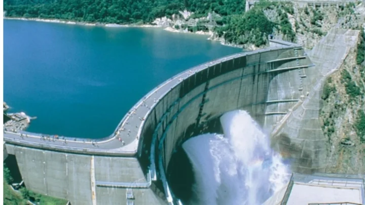 Đập thủy điện Kurobe Dam tại Nhật
