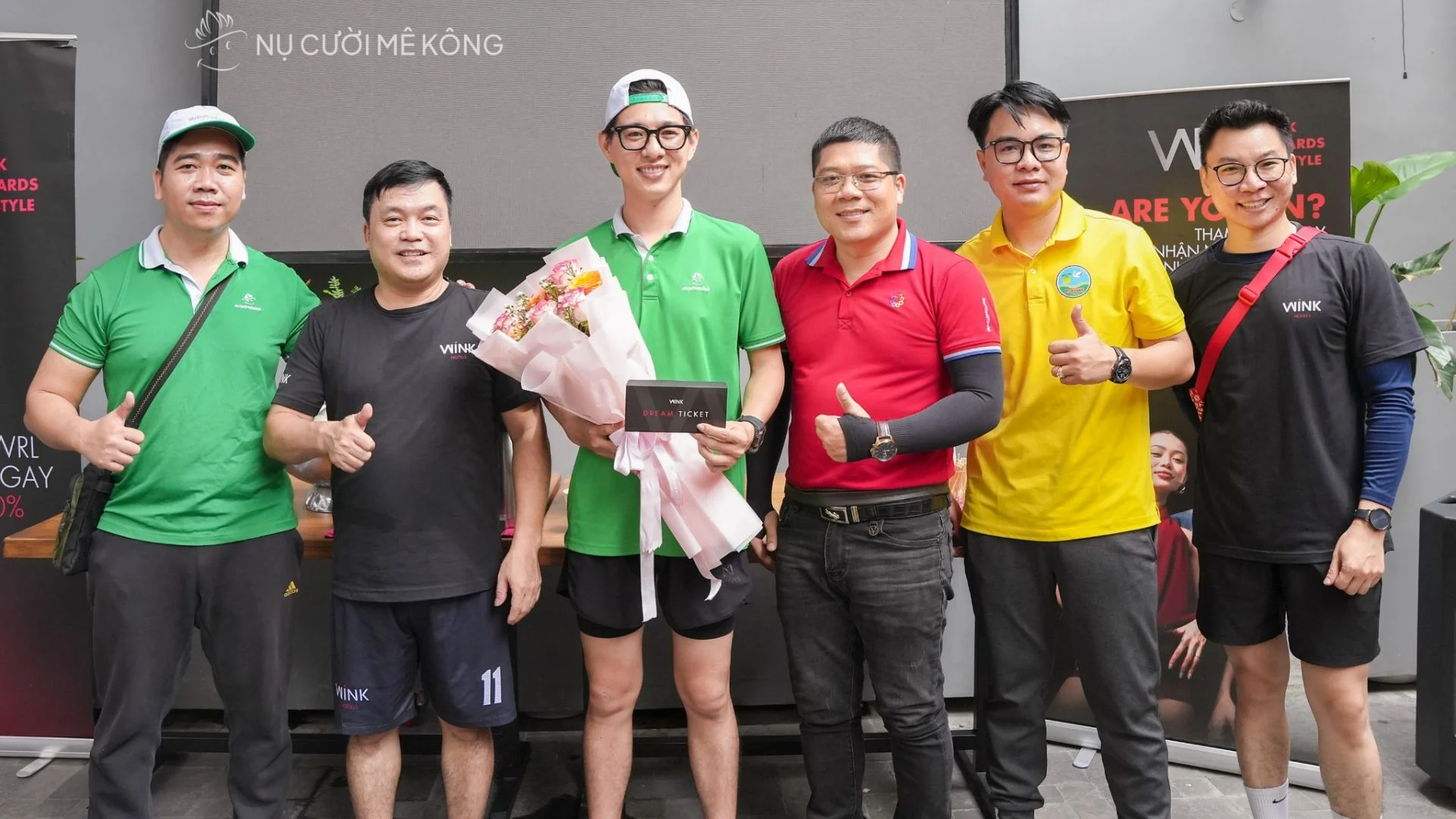 Nụ Cười Mê Kông đồng hành cùng WINK đạp xe lan tỏa nụ cười xanh Đại diện ban tổ chức vinh danh trong sự kiện đạp xe vì môi trường