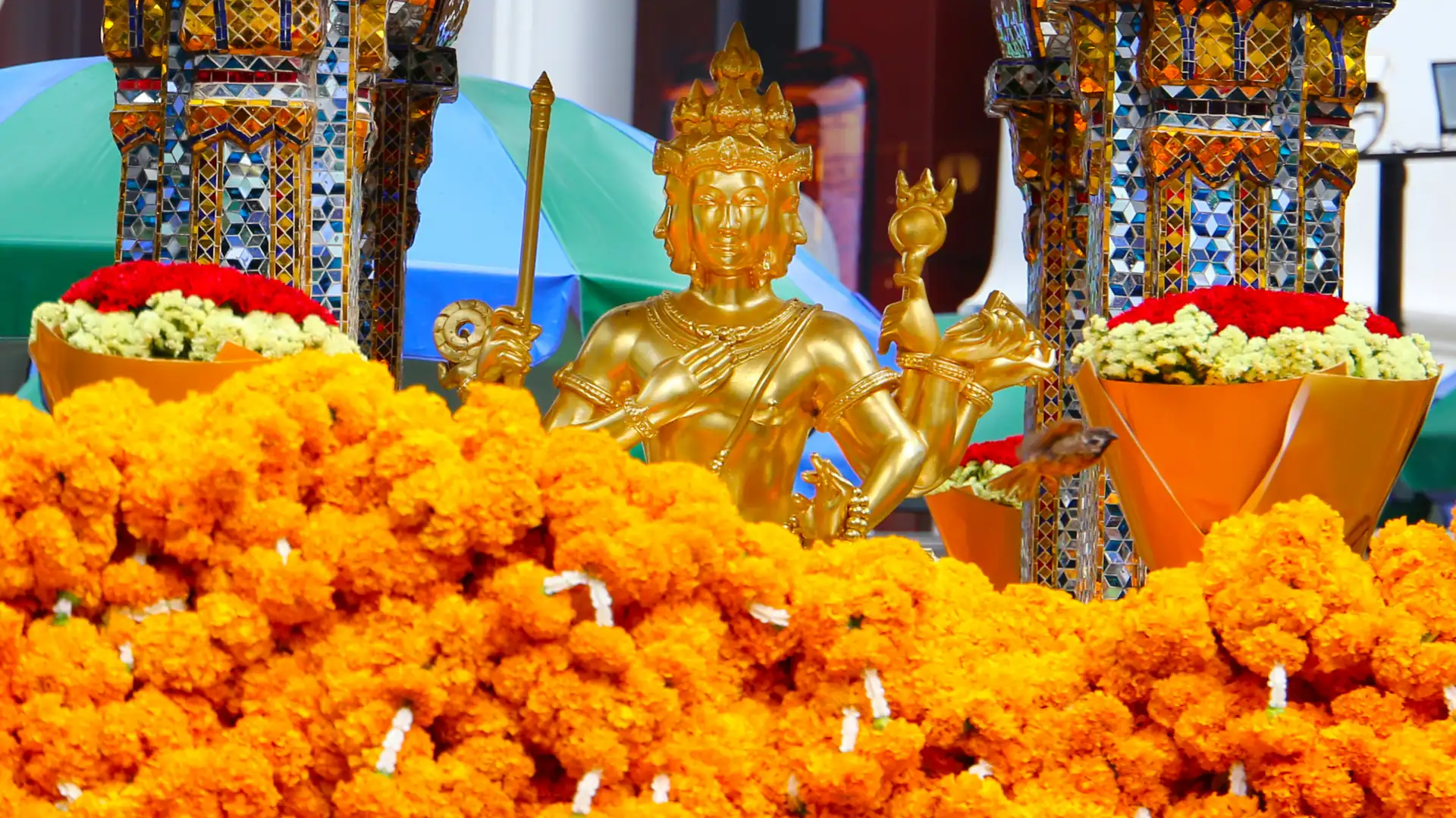 Đền Erawan Bangkok – tour Bangkok Pattaya từ TPHCM