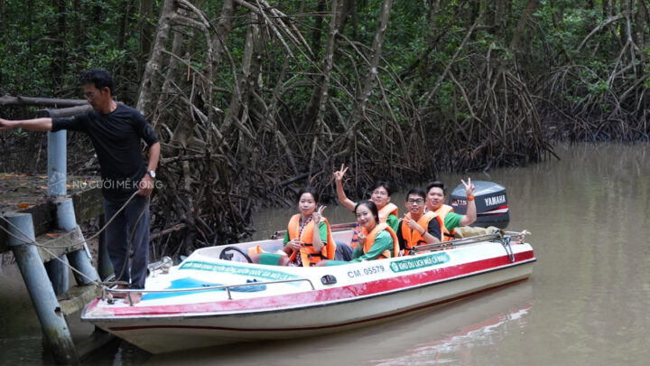 du lịch cà mau 3 ngày 2 đêm cano xuyên rừng