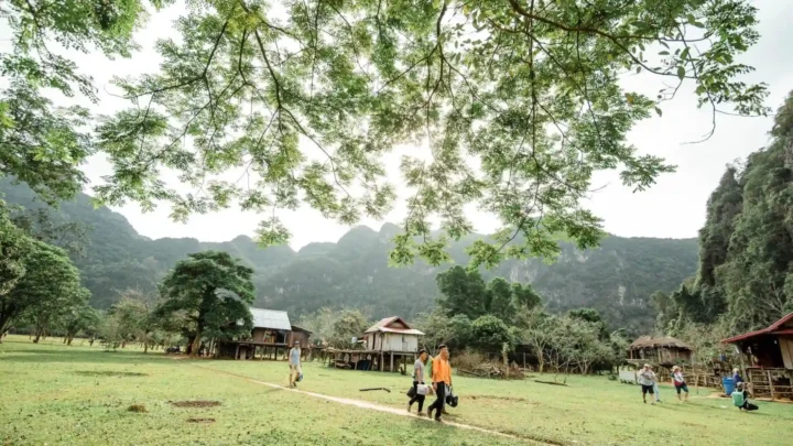 Thung lũng tình yêu, điểm đến tour Hang Chà Lòi