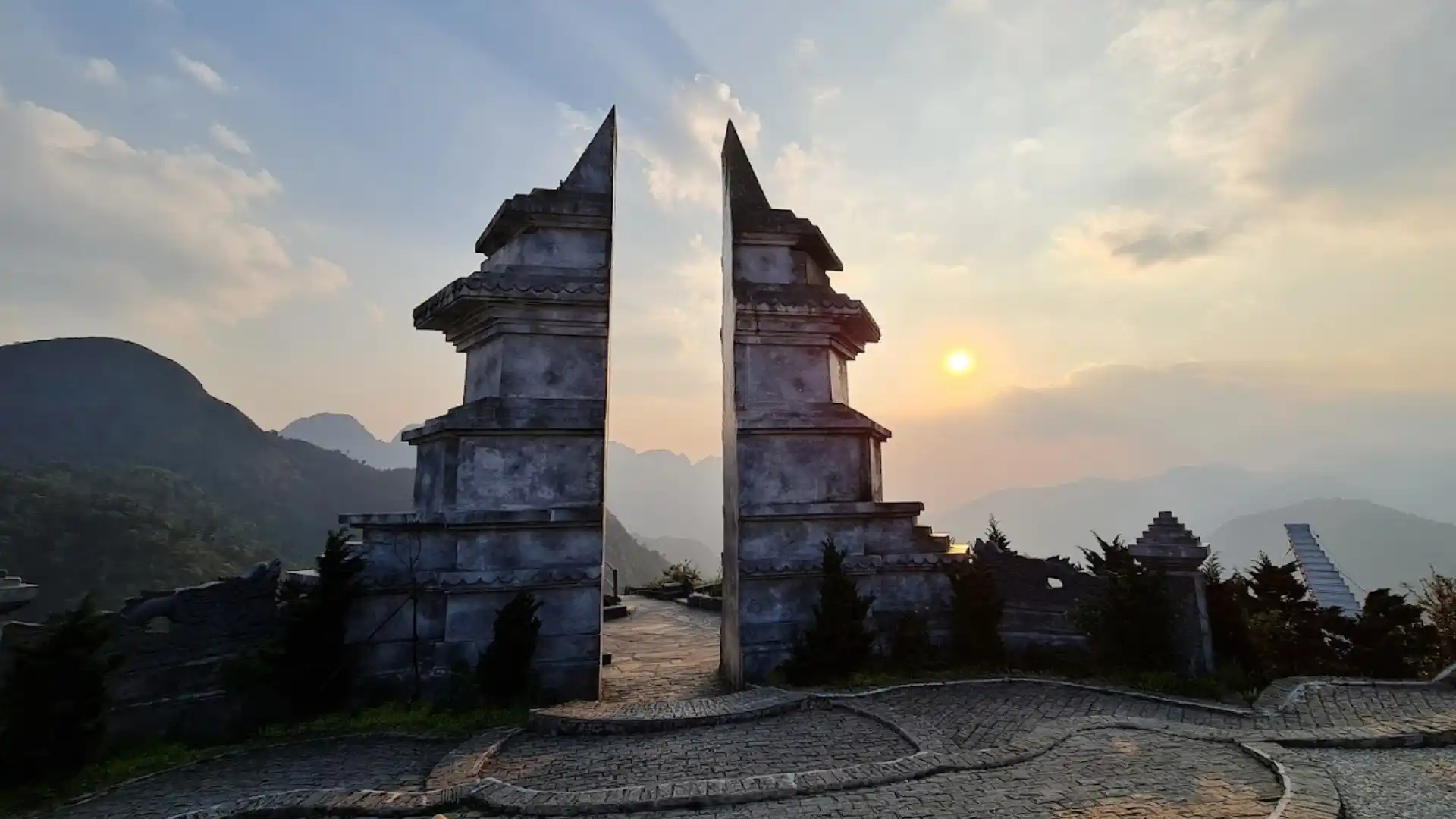 Góc sống ảo cực HOT tại Cổng Trời Sapa