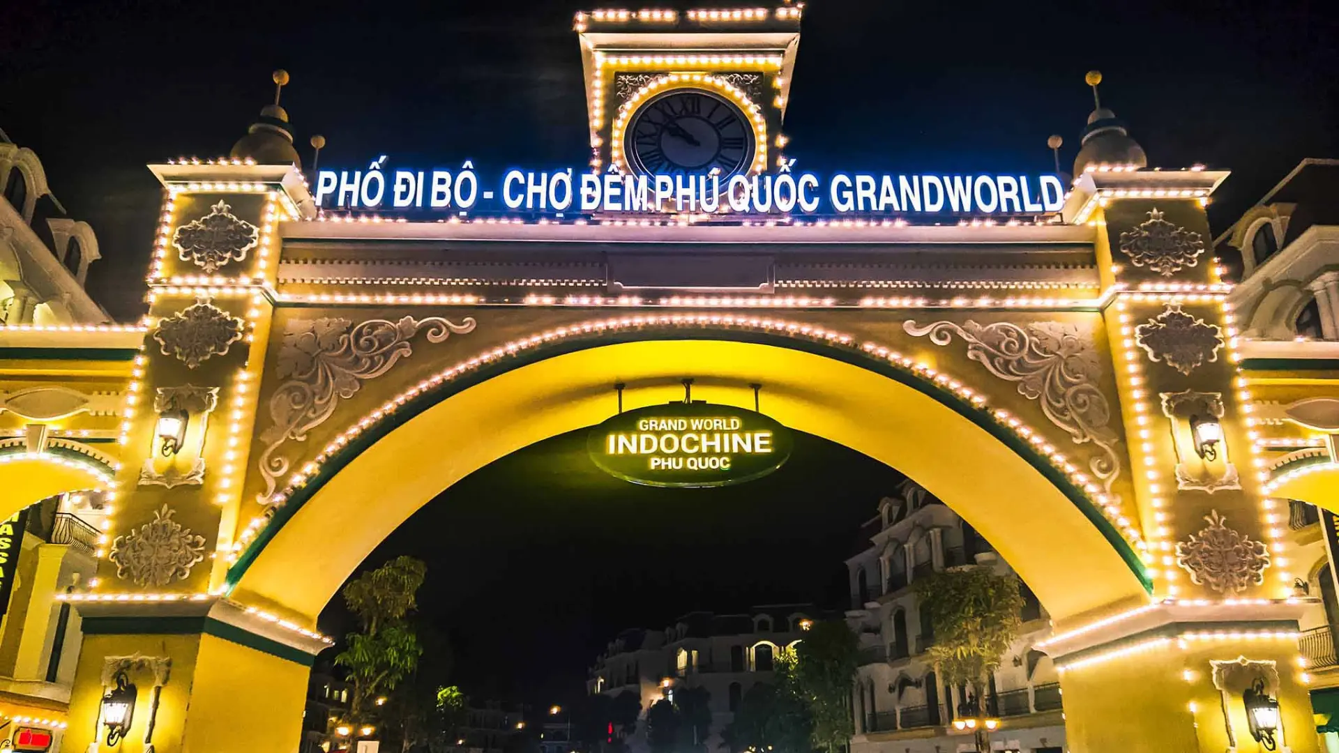 Chợ đêm Grand World Phú Quốc