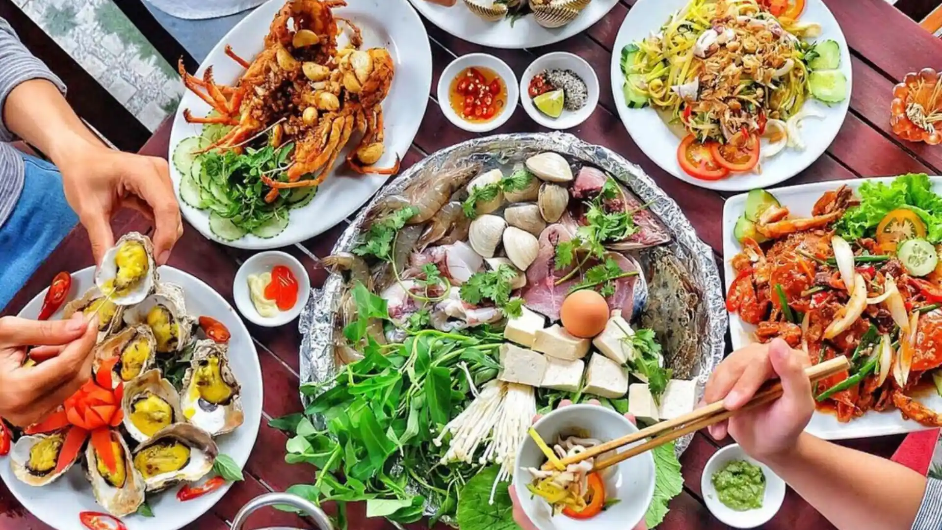 Hải sản Làng chài Lăng Cô tươi ngon