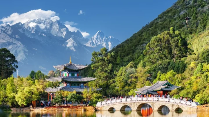 tour Lệ Giang 6N5Đ - Hồ Hắc Long Đàm