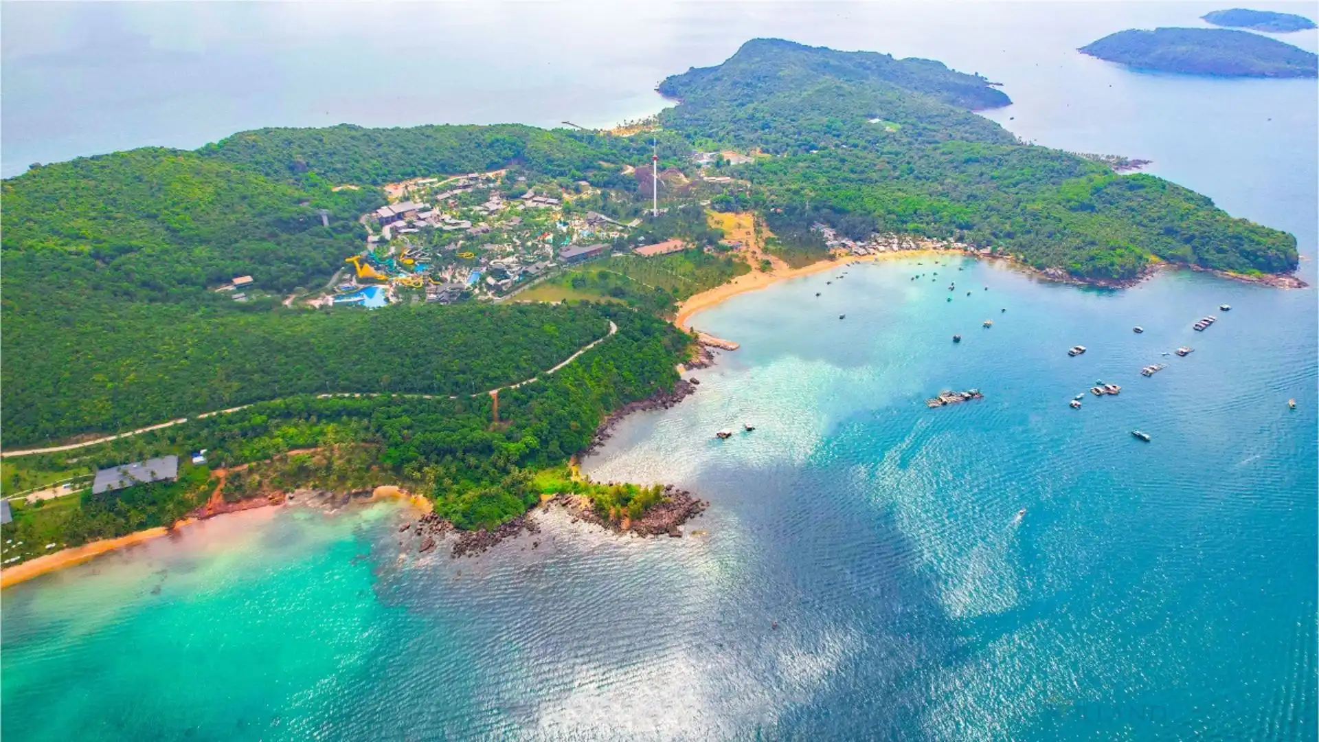 hon-thom-phu-quoc-nu-cuoi-me-kong-thoi-diem-ly-tuong-de-di-hon-thom