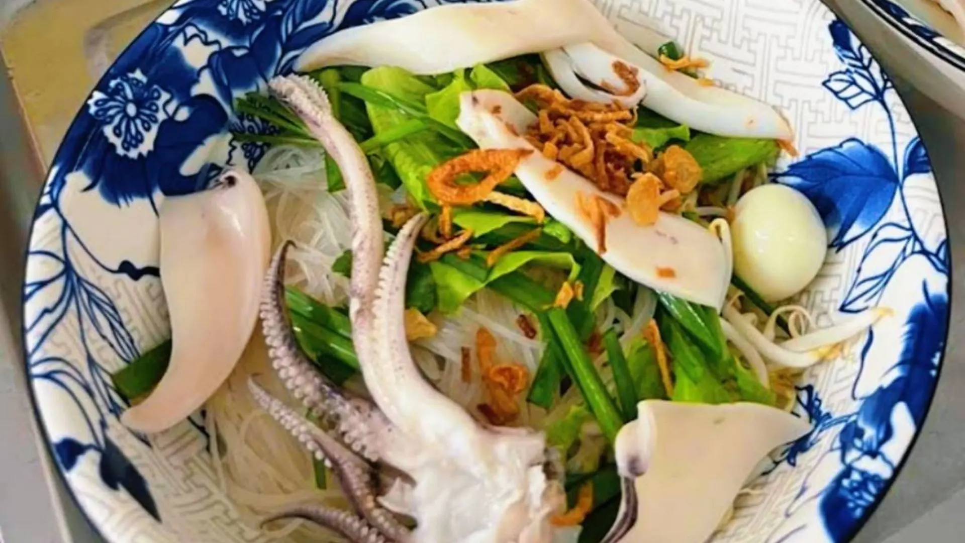 Hủ tiếu Nam Vang - sợi mảnh, nước dùng đậm đà