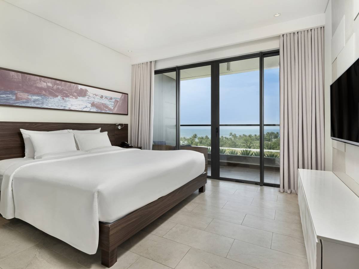 Khach San Novotel 04
