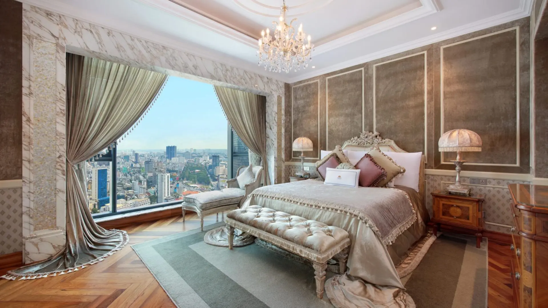 khách sạn sài gòn có phòng ngủ view nhìn thành phố cực đẹp