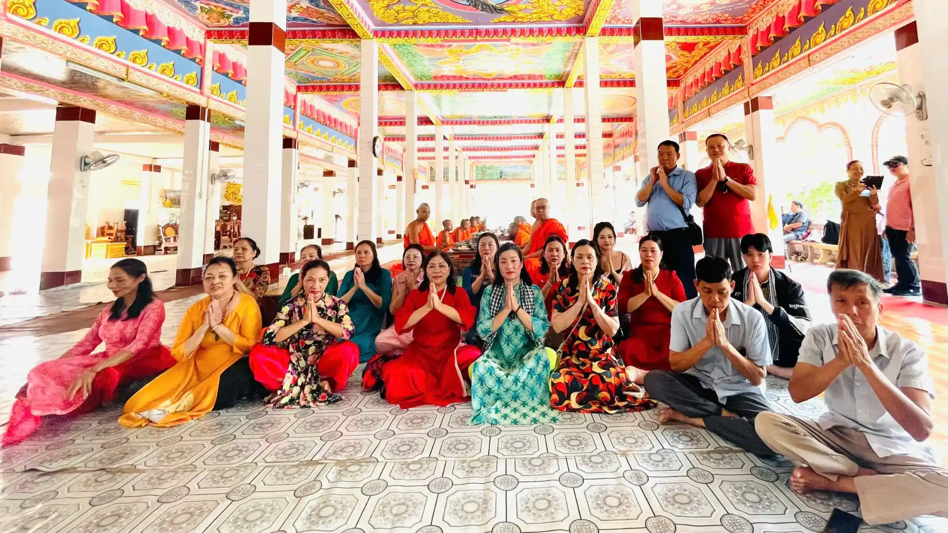 ảnh feedback khách viếng chùa Tour Cần Thơ Cà Mau An Giang 3 ngày 2 đêm