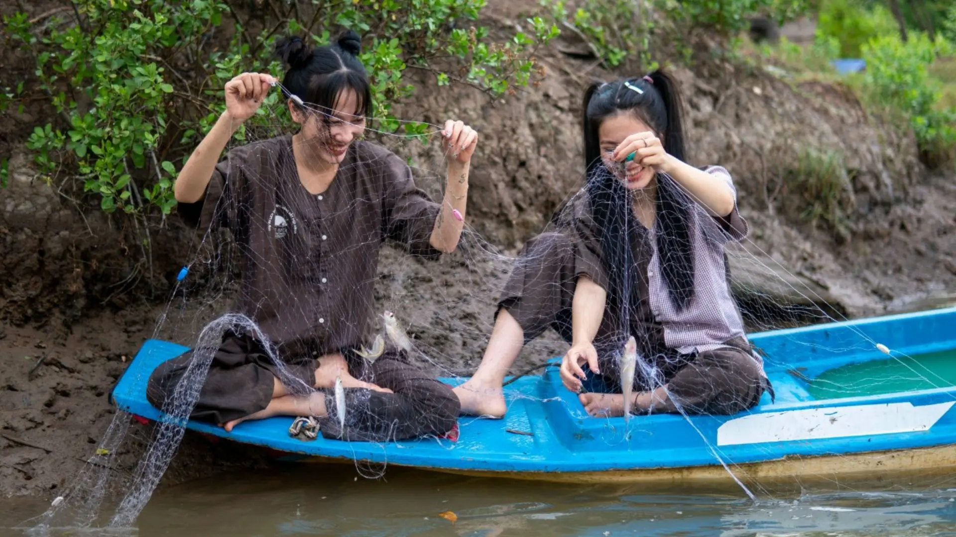 Khu du lịch Mũi Cà Mau - Trải nghiệm độc đáo ở điểm cực Nam khu-du-lich-mui-ca-mau-nu-cuoi-me-kong-du-khach-trai-nghiem-hoat-dong-tai-khu-du-lich-sinh-thai-cong-dong-tai-mui-ca-mau