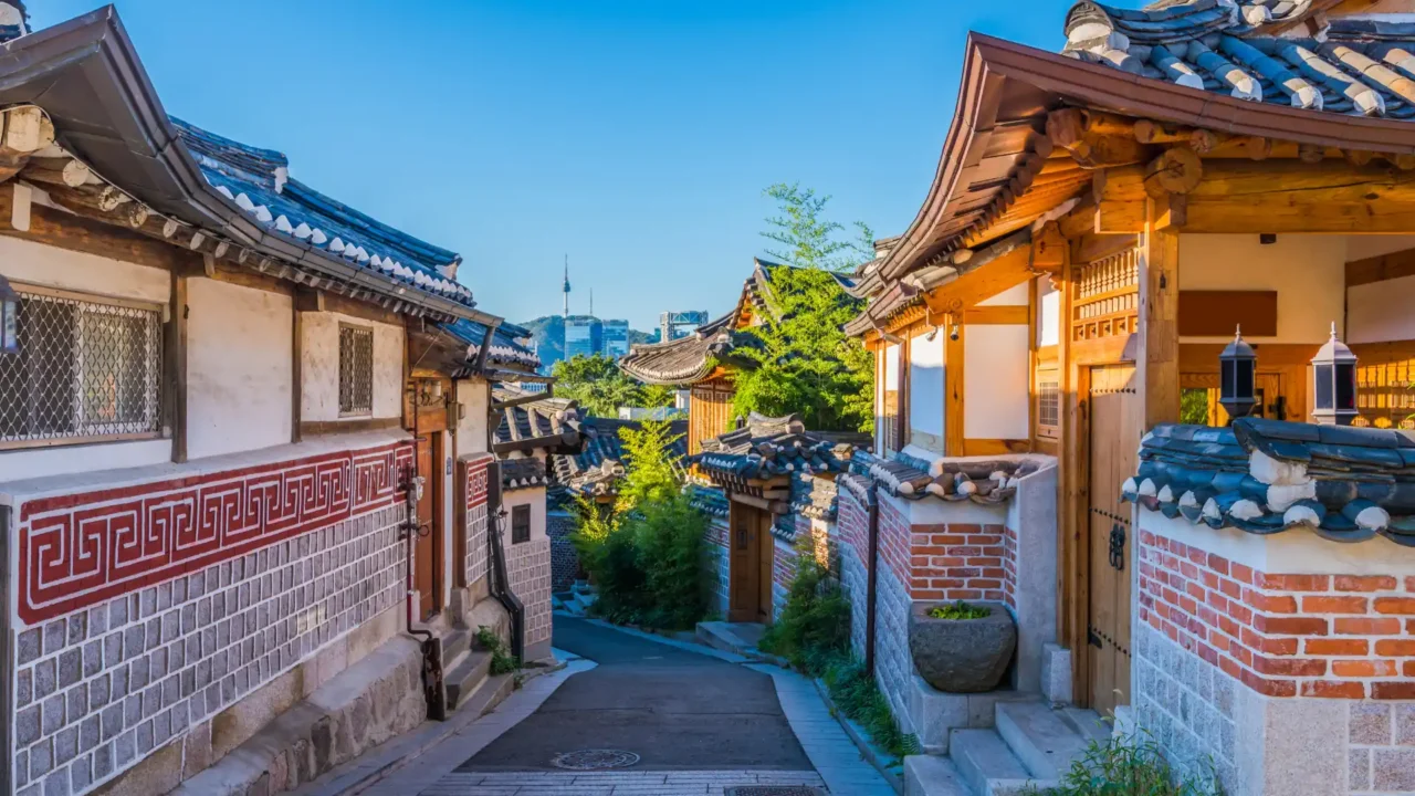 Làng cổ Bukchon Hanok trong Tour Seoul Nami Everland