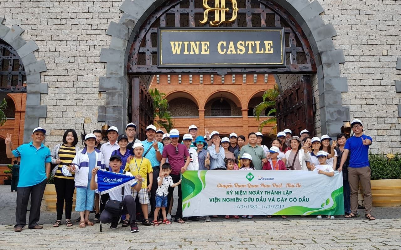 lâu đài rượu vang Phan Thiết