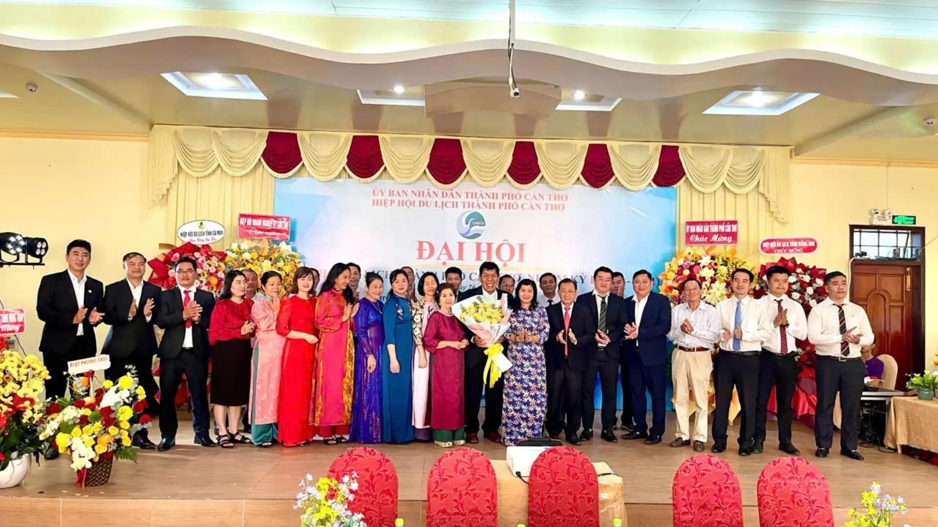 Lễ ra mắt Ban Chấp hành mới của Hiệp hội Du lịch TP. Cần Thơ có sự góp mặt của Nụ Cười Mê Kông