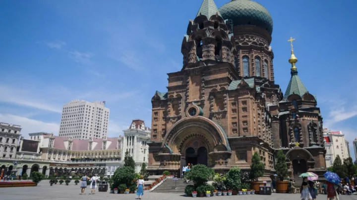 Quảng trường Nhà thờ Saint Sophia – điểm đến nổi bật trong tour du lịch Cáp Nhĩ Tân