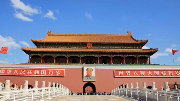 Quảng Trường Thiên An Môn – địa danh lịch sử trong tour Hàng Châu Bắc Kinh