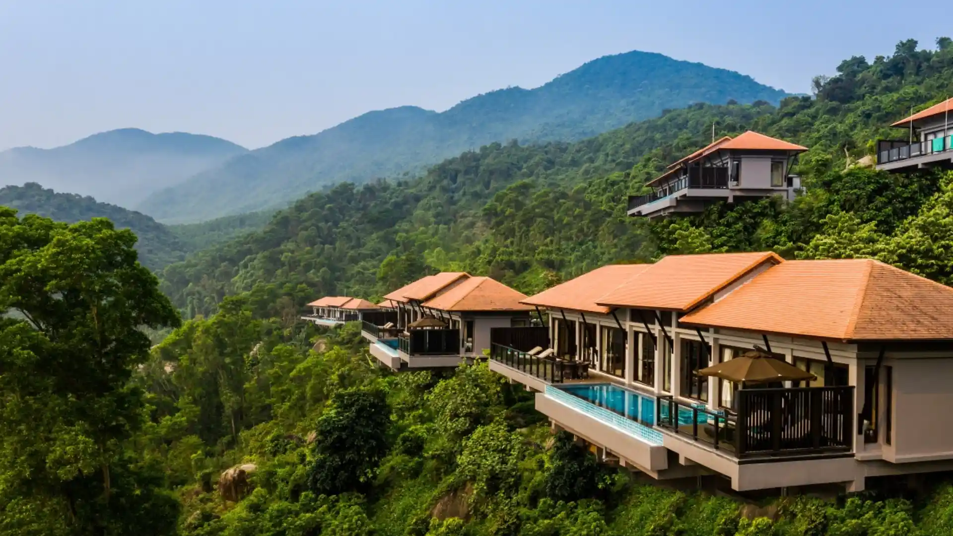 Resort cao cấp tại Làng chài Lăng Cô