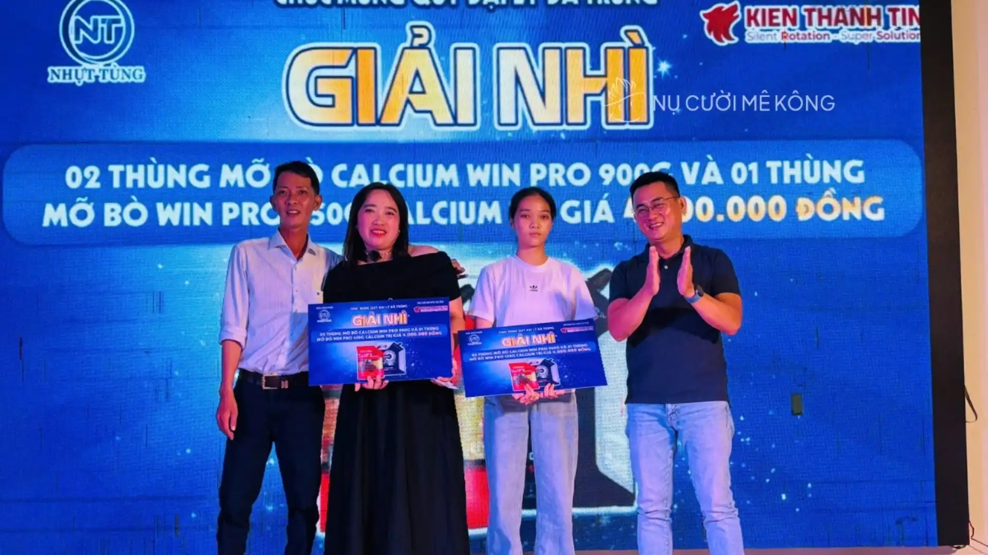 Rút thăm may mắn giải nhì gala dinner Nhựt Tùng Phú Quốc