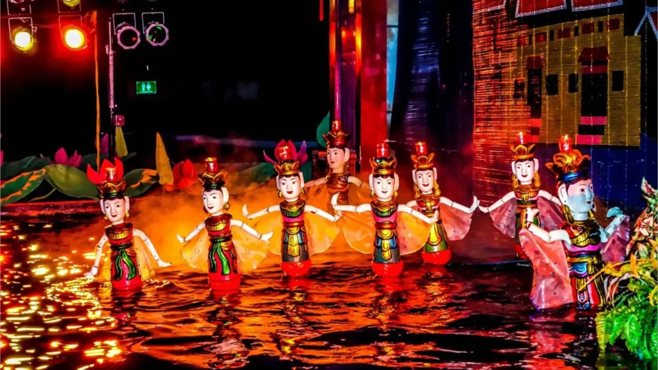 xem trình diễn múa rối nước trong tour miền bắc