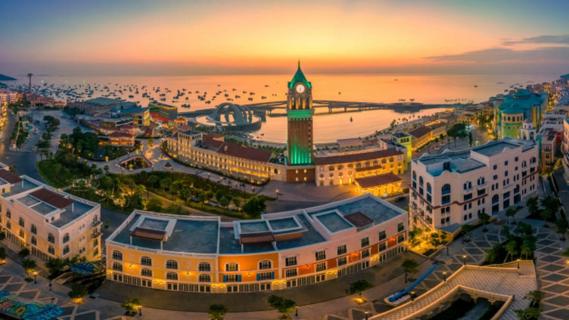 Sunset Town - Thị trấn Hoàng Hôn