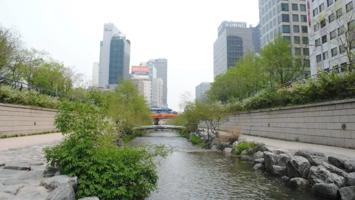 Suối Cheong Gye Cheon tại Hàn Quốc