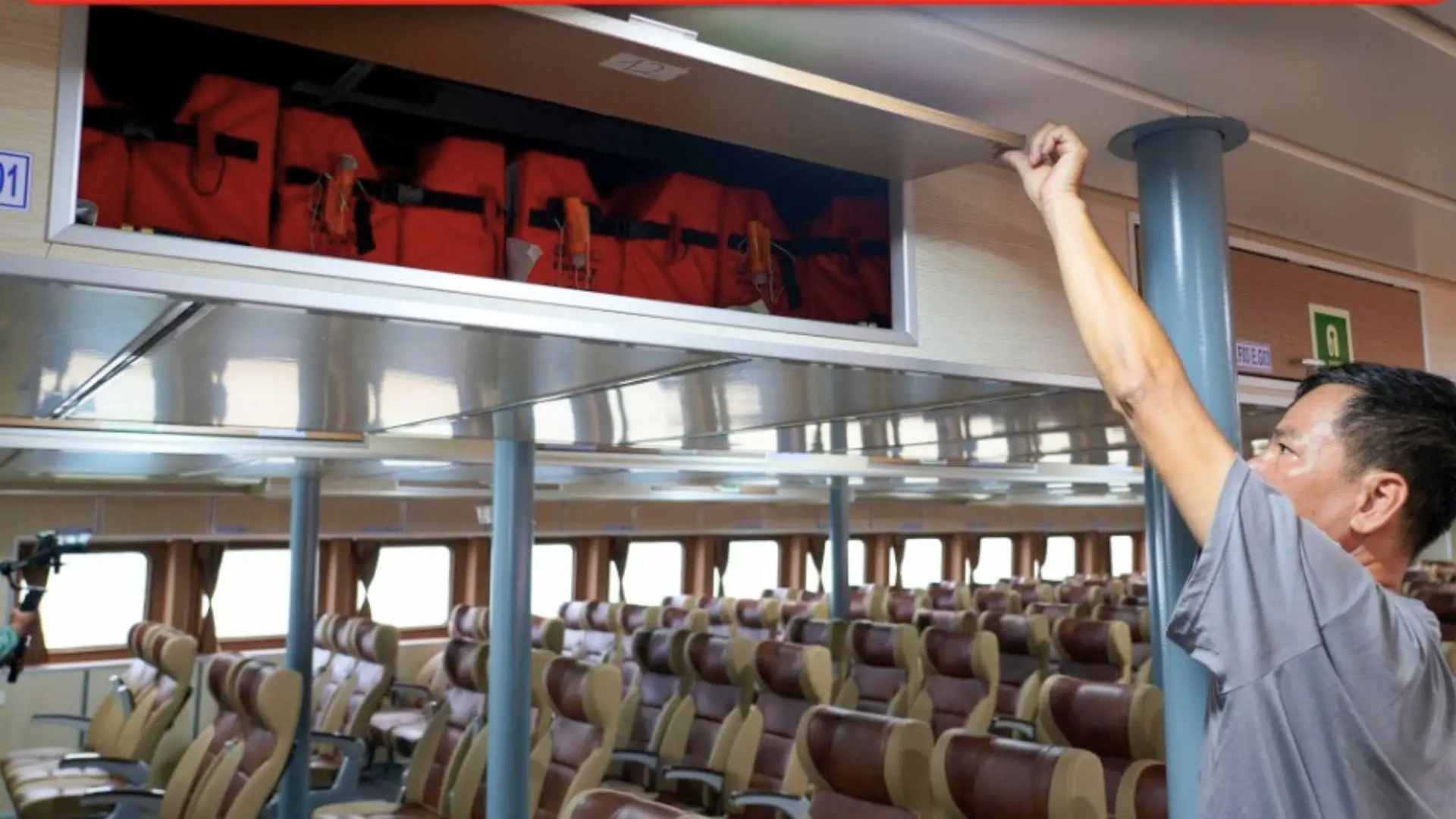 Tàu Phú Quốc Express đi Côn Đảo trang bị đầy đủ phao cứu sinh