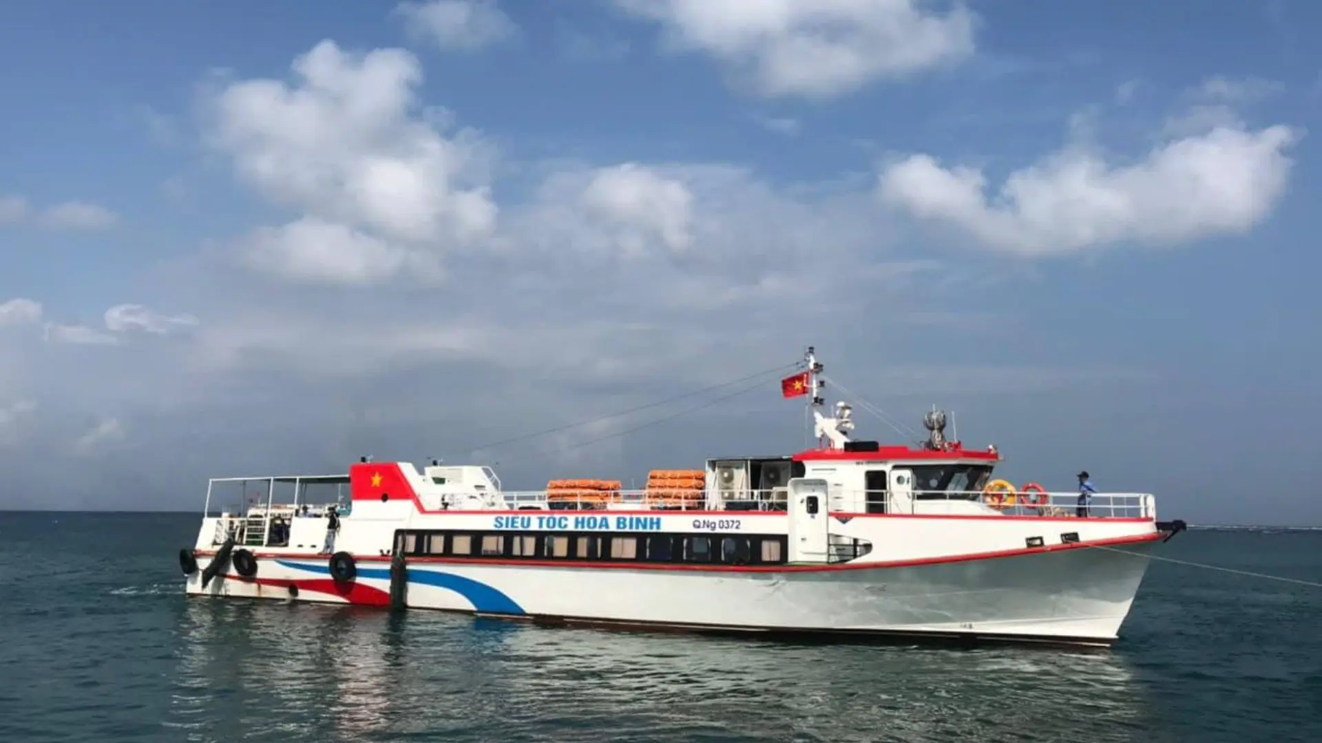 Tàu Siêu Tốc Hòa Bình tuyến Sa Kỳ đi Lý Sơn