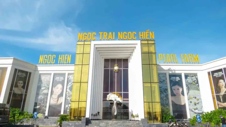 Tham quan cơ sở nuôi cấy ngọc trai